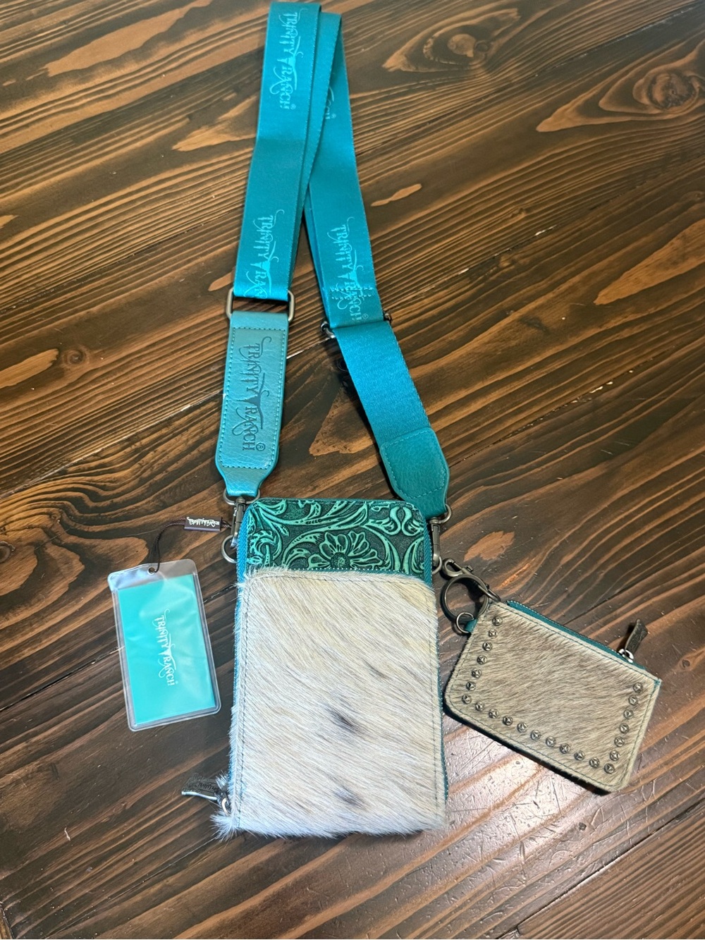 NWT Angel Ranch Crossbody bag with matching detachable card holder